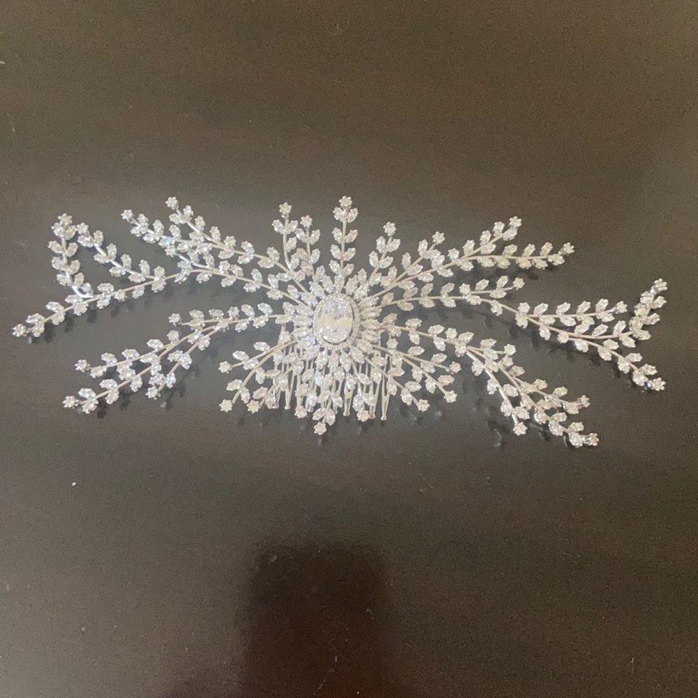 AAA CZ Wedding Side Comb- Never been worn